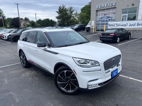 Used 2021 Lincoln Aviator Reserve w/ Equipment Group 202A AWD/4WD image 12