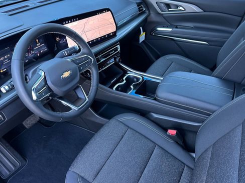 New 2026 Chevrolet Traverse LT w/ Sun and Wheel Package image 10