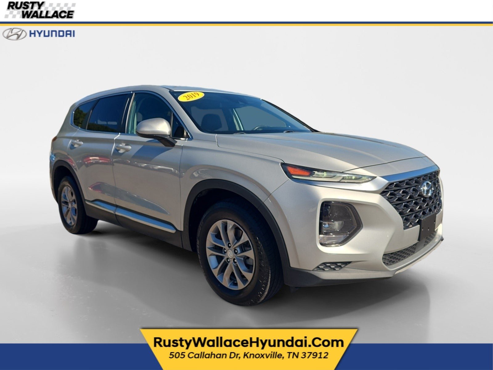 Used 2019 Hyundai Santa Fe SE AWD/4WD image 1