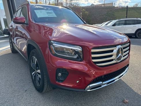 New 2026 Mercedes-Benz GLB 250 4MATIC image 7