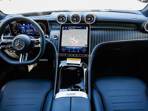 New 2025 Mercedes-Benz GLC 300 4MATIC image 10