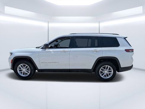 Used 2021 Jeep Grand Cherokee L Laredo w/ Luxury Tech Group I AWD/4WD image 6