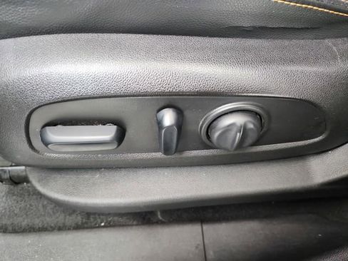 Used 2018 GMC Terrain SLT image 20