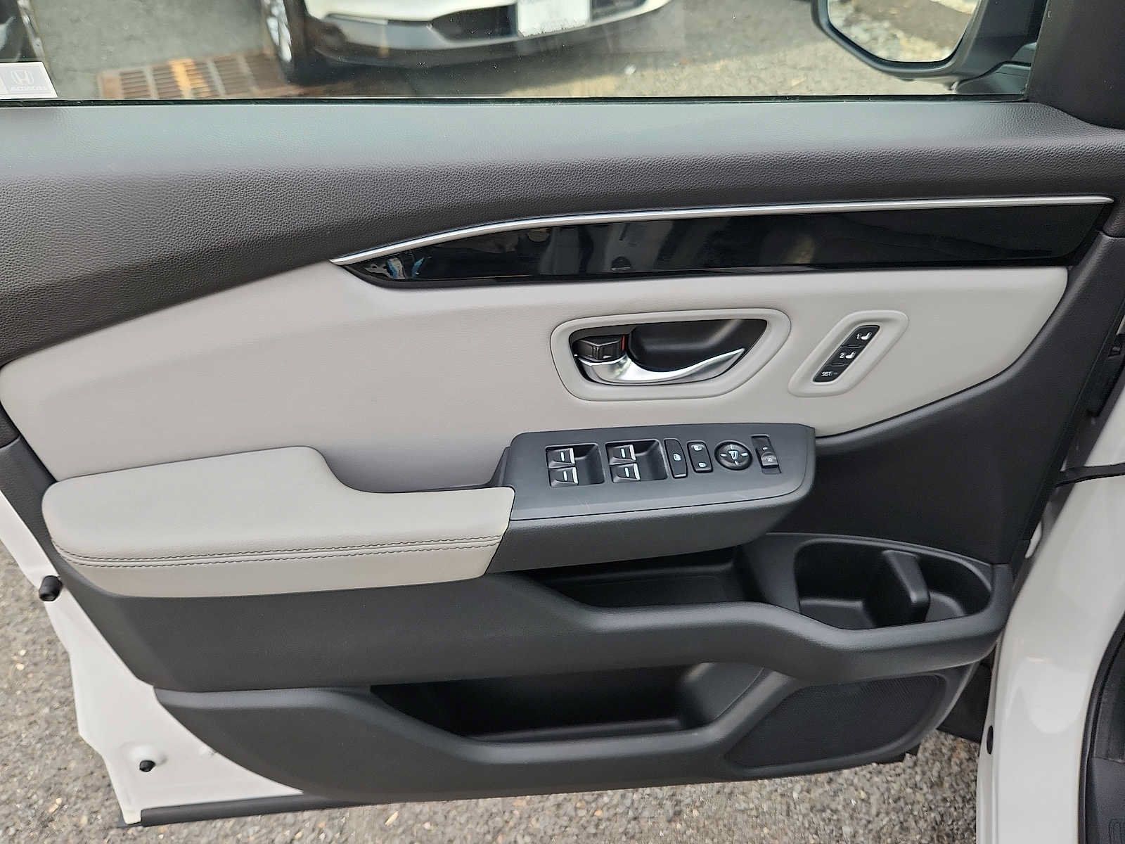 Certified 2023 Honda Pilot Touring image 12