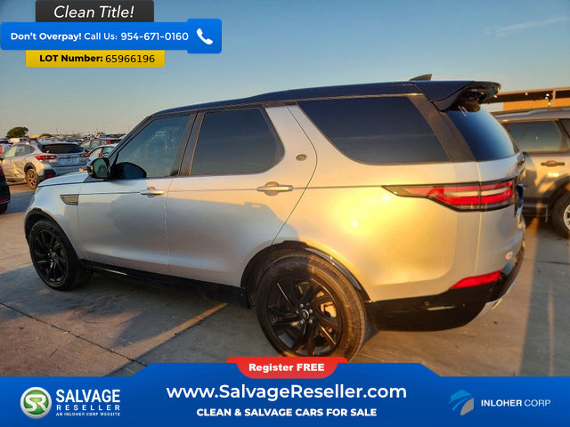 Used 2020 Land Rover Discovery Landmark AWD/4WD image 3
