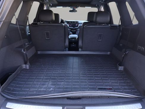 Used 2023 Cadillac XT6 Premium Luxury image 19