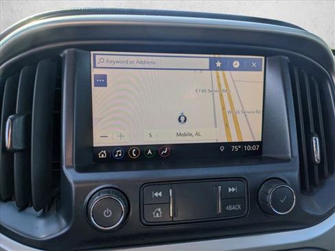 Used 2019 Chevrolet Colorado ZR2 image 14