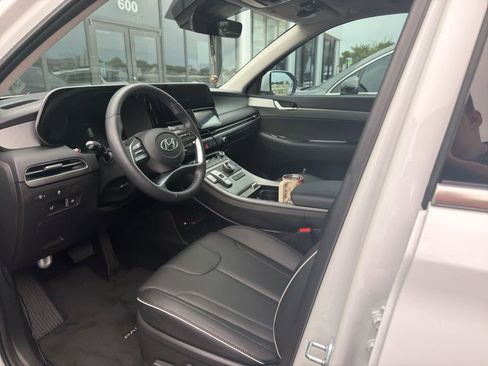 Used 2025 Hyundai Palisade XRT FWD image 3