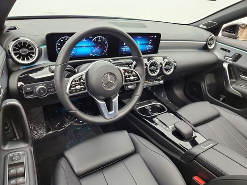 Used 2023 Mercedes-Benz CLA 250 image 14