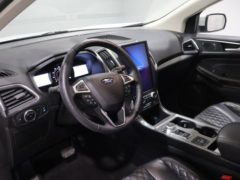 Used 2024 Ford Edge Titanium w/ Equipment Group 301A image 14