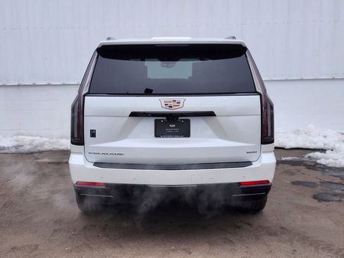 Used 2025 Cadillac Escalade Sport Platinum w/ LPO, Floor Liner Package image 4