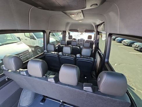 New 2025 Mercedes-Benz Sprinter 2500 image 9