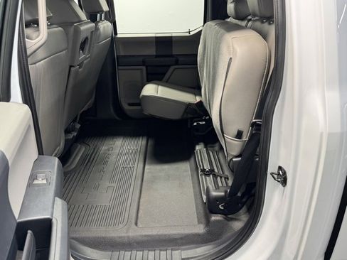 Used 2022 Ford F250 XL w/ Power Equipment Group image 29