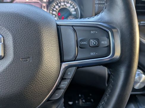 Used 2024 RAM 1500 Laramie image 18