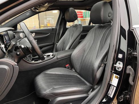 Used 2019 Mercedes-Benz E 300 4MATIC image 10