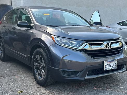 Used 2017 Honda CR-V LX image 2