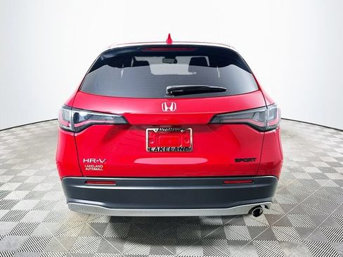 Used 2025 Honda HR-V Sport image 4