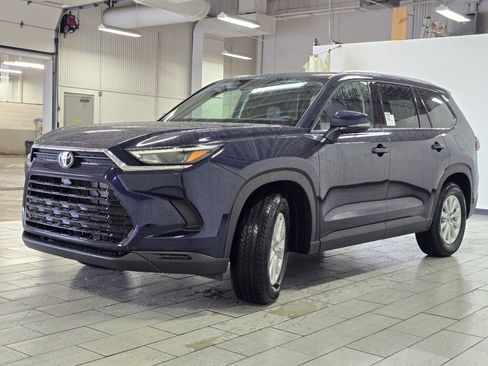 New 2026 Toyota Grand Highlander AWD Hybrid image 11