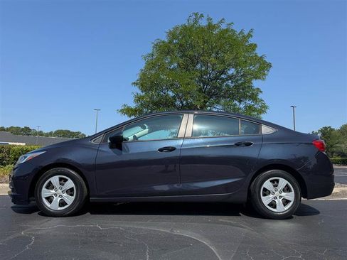 Used 2016 Chevrolet Cruze LS FWD image 2
