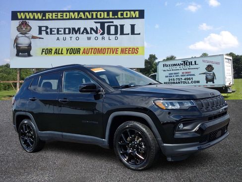 Certified 2022 Jeep Compass Latitude image 1