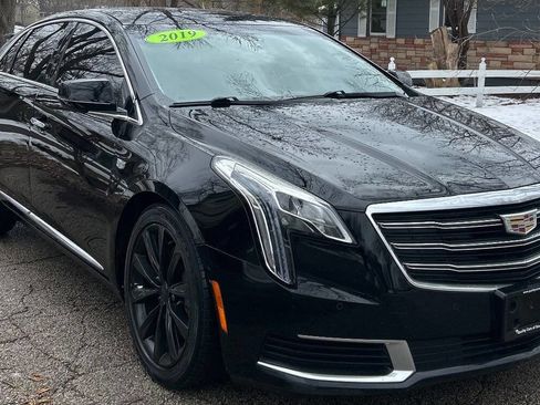 Used 2019 Cadillac XTS w/ Rear Seat Comfort Package image 4