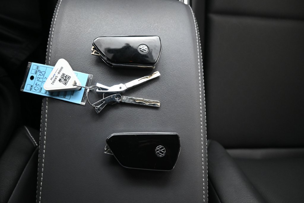 Used 2023 Volkswagen ID.4 S RWD image 18