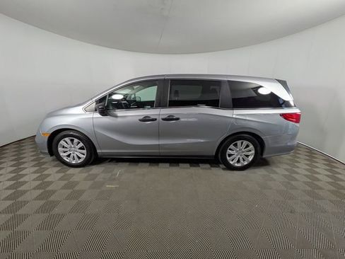 Used 2018 Honda Odyssey LX image 13