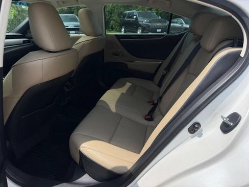 Used 2021 Lexus ES 350 w/ Premium Package FWD image 7