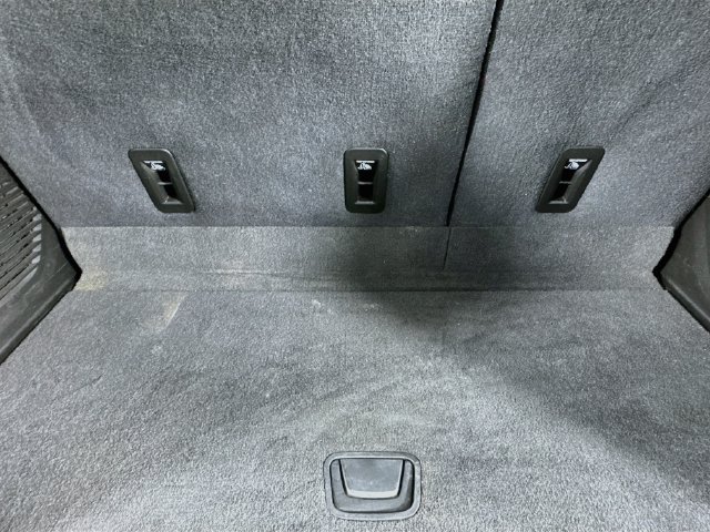 Used 2021 GMC Yukon AT4 w/ Rear Media and Nav Package AWD/4WD image 32