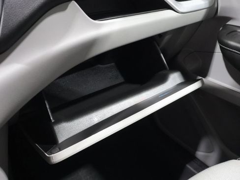 Used 2024 GMC Terrain SLT FWD image 37