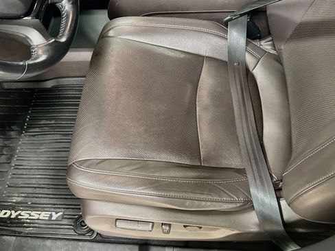 Used 2020 Honda Odyssey Elite image 19