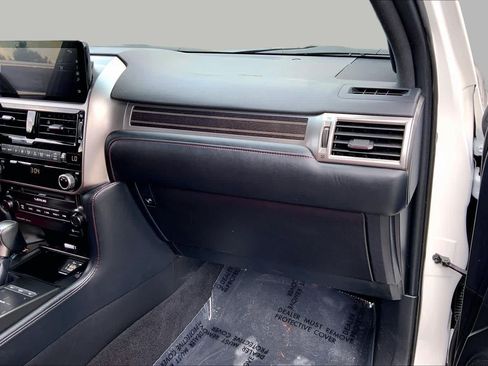 Certified 2023 Lexus GX 460 Premium w/ Premium Package AWD/4WD image 19