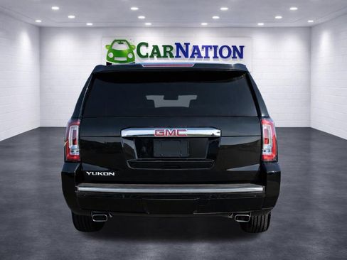 Used 2019 GMC Yukon Denali w/ Denali Ultimate Package image 3