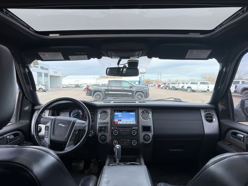Used 2017 Ford Expedition EL Platinum AWD/4WD image 15