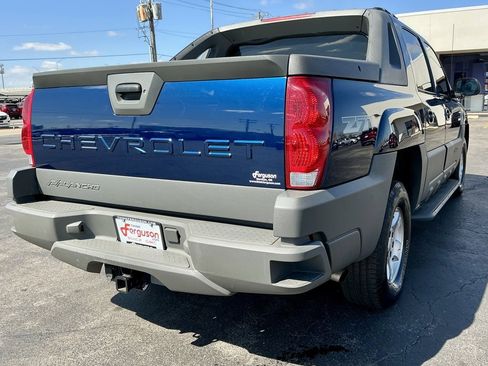 Used 2002 Chevrolet Avalanche 4x4 w/ Off-Road Suspension Pkg image 19