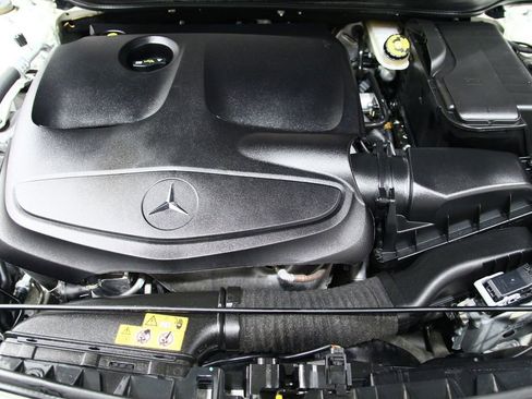 Certified 2019 Mercedes-Benz CLA 250 4MATIC image 30