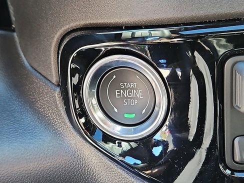 New 2026 Chevrolet Silverado 1500 ZR2 AWD/4WD image 17