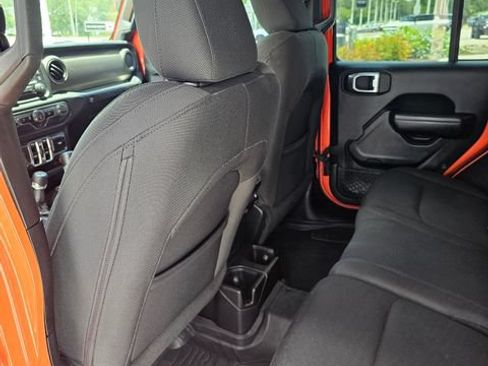 Used 2018 Jeep Wrangler Unlimited Sport S AWD/4WD image 23