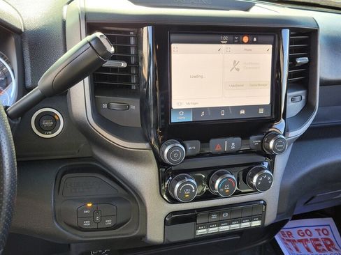 Used 2025 RAM 3500 Tradesman w/ Chrome Appearance Group image 18