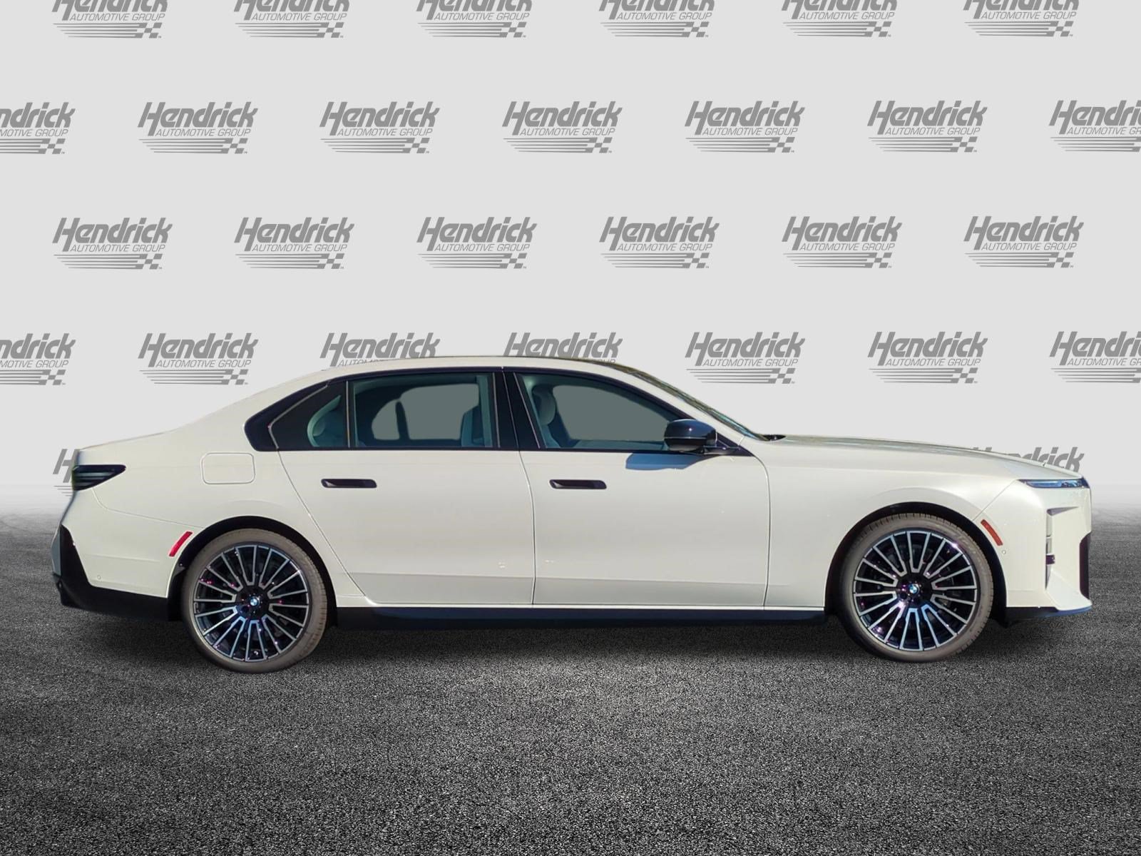 New 2027 BMW 740i w/ Executive Package RWD image 11