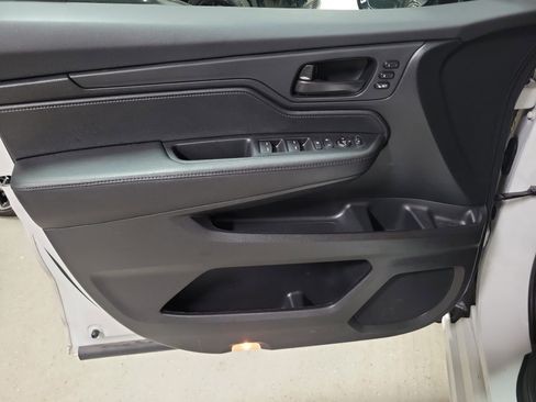 Certified 2023 Honda Odyssey Sport image 23