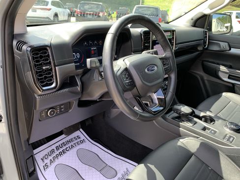 Used 2024 Ford Ranger Lariat w/ FX4 Off-Road Package AWD/4WD image 22