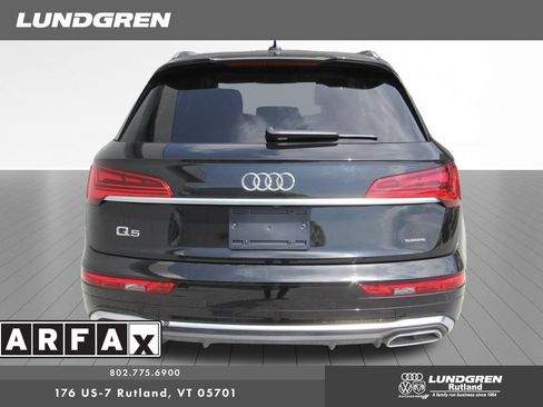 Used 2023 Audi Q5 2.0T Premium w/ Convenience Package AWD/4WD image 4
