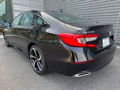 Used 2021 Honda Accord Sport image 3
