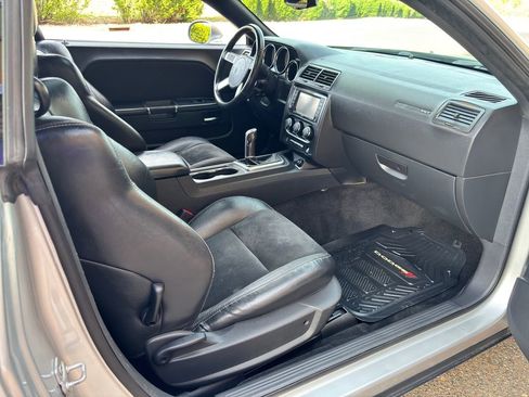 Used 2009 Dodge Challenger SRT8 w/ SRT Option Group II image 38