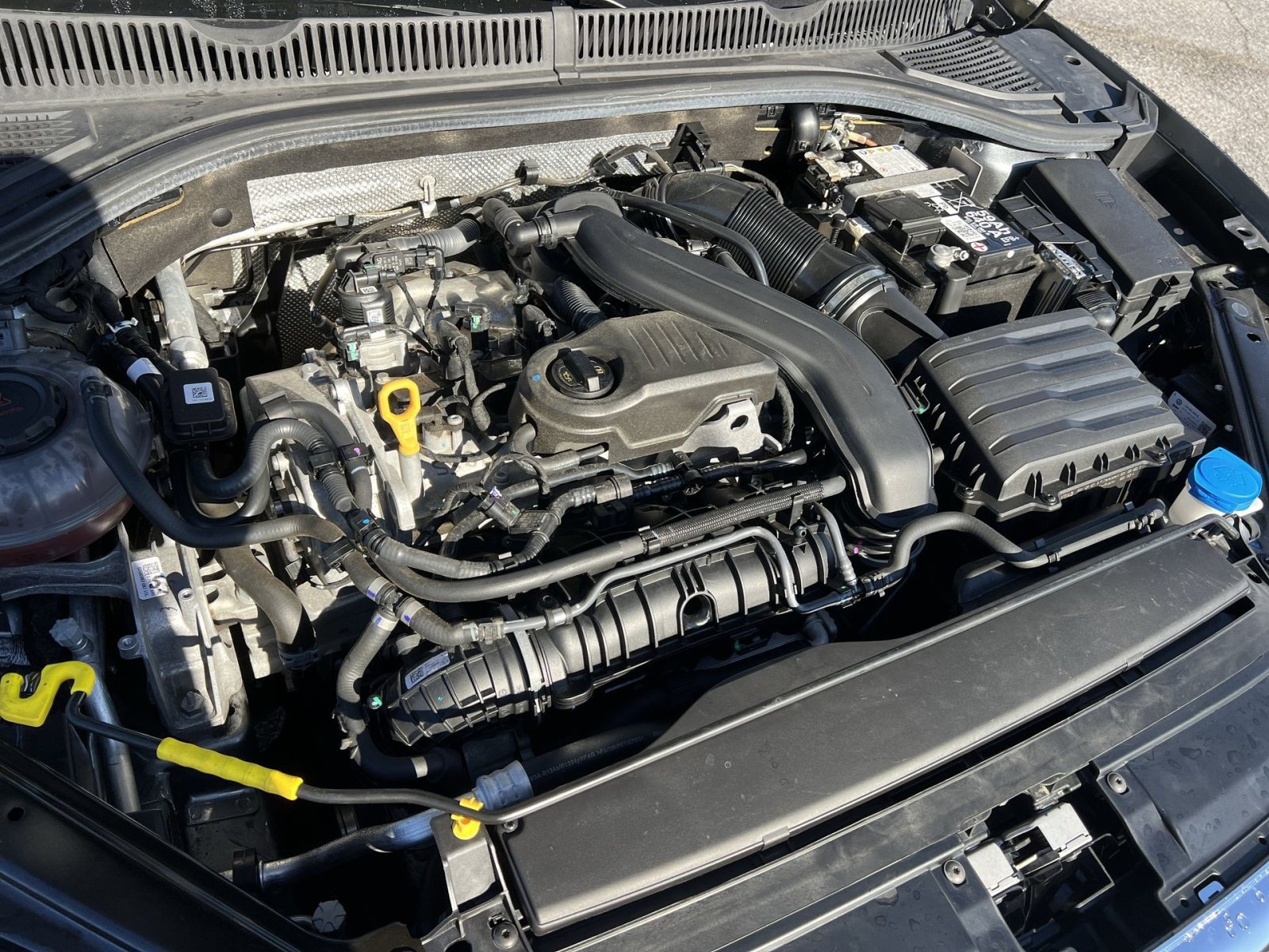 Used 2024 Volkswagen Jetta SE FWD image 26