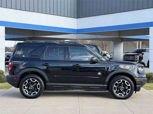 Used 2024 Ford Bronco Sport Outer Banks image 3