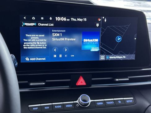 Used 2025 Hyundai Elantra Limited image 18