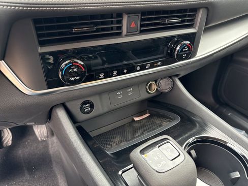 New 2026 Nissan Rogue SV image 11