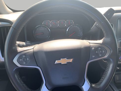 Used 2018 Chevrolet Silverado 1500 LT w/ All Star Edition AWD/4WD image 9